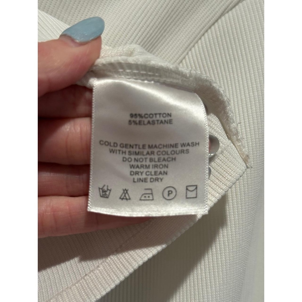 MANIÈRE DE VOIR Womens Size 10 White Ribbed Cropped Long Sleeve Top - Picture 5 of 6